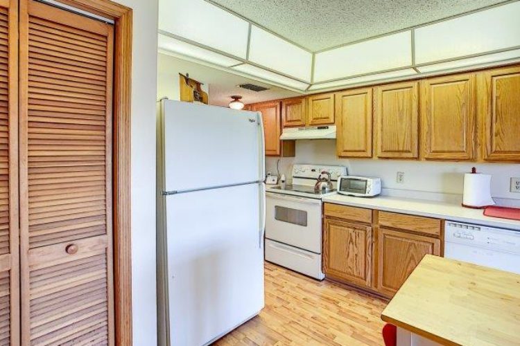 16784 Southeast 54th Street-19 (1) 16784 Southeast 54th Street-19 (1)