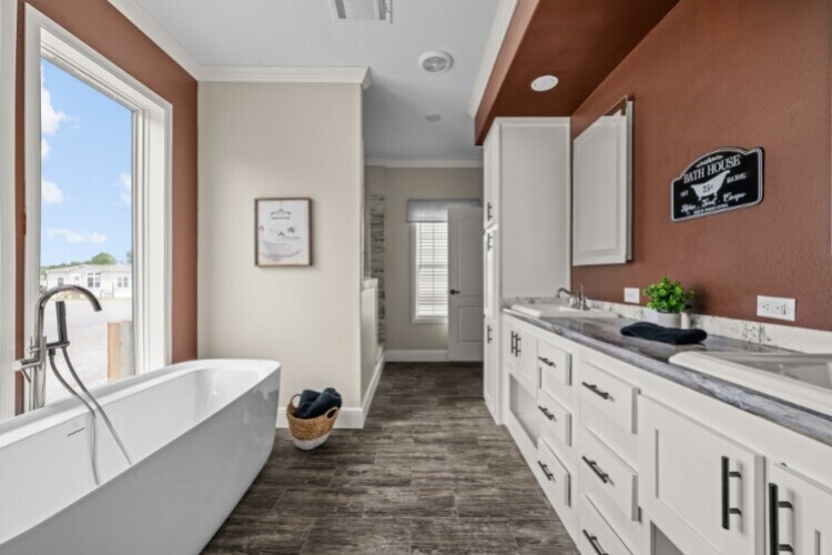 Veranda Master Bath